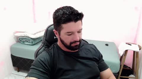 Snapshot of richrolland chatting on January 2025 03:11:02 AM Rickseduction online show from January 2025 03:11:02 AM