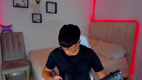 Snapshot of rick_shellby chatting on April 2026 08:55:01 AM Rick online show from April 2026 08:55:01 AM