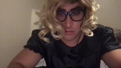 Snapshot of rickswager chatting on December 2024 07:10:01 AM Katieabsissy online show from December 2024 07:10:01 AM