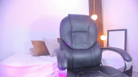 Ricky  online show from December 2024 11:57:01 PM