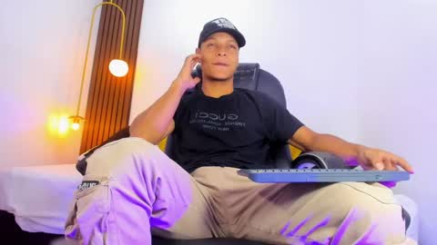 Ricky  online show from February 2025 07:44:01 PM