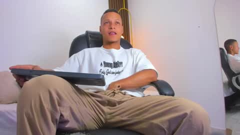 Ricky  online show from March 2025 06:56:01 PM