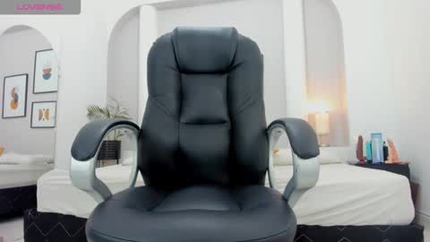 Ricky  online show from December 2025 10:48:02 PM