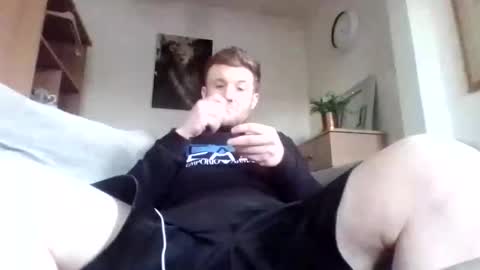 Snapshot of riggler100 chatting on November 2025 03:13:02 PM Riggler100 online show from November 2025 03:13:02 PM