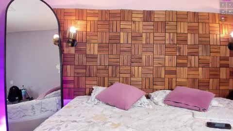 Sara online show from February 2025 10:11:02 AM