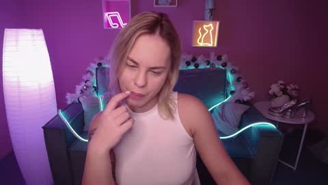 Rika online show from December 2024 05:51:01 AM