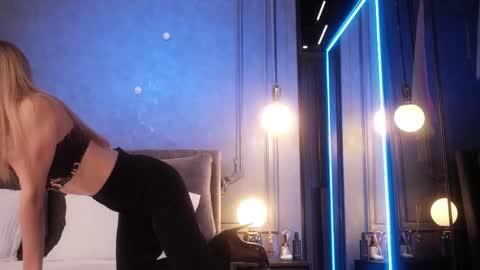    if you wanna buy smth stockingsph etc  custom videos or pics  online show from October 2025 11:29:01 AM