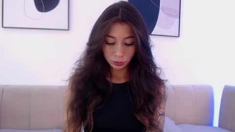 Riley online show from February 2025 07:59:02 PM