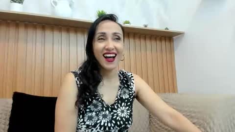 Oriana online show from March 2026 01:05:01 PM