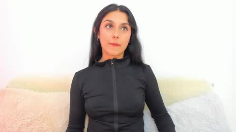 riley_tin online show from February 2025 07:38:02 PM