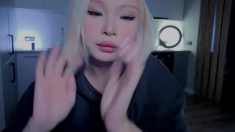 rileymee online show from November 2025 03:17:02 AM