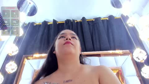 Riley online show from November 2025 11:32:02 AM