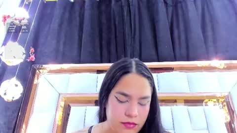 Snapshot of rileysweett chatting on July 2026 12:01:02 PM Riley online show from July 2026 12:01:02 PM