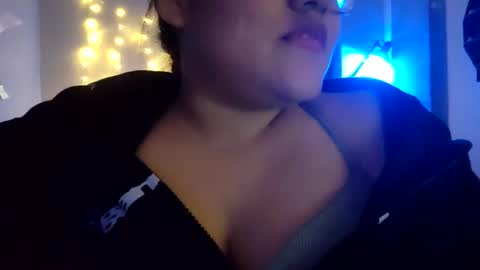 Snapshot of rina2329 chatting on February 2025 04:31:01 AM RIna online show from February 2025 04:31:01 AM