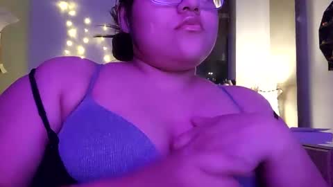 Snapshot of rina2329 chatting on March 2025 05:57:02 AM RIna online show from March 2025 05:57:02 AM