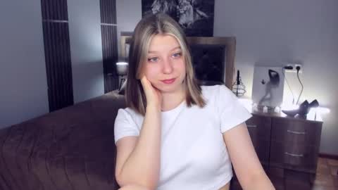 Snapshot of rinacake chatting on June 2026 10:10:02 AM rinacake online show from June 2026 10:10:02 AM