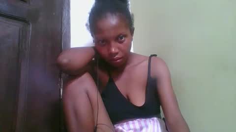 Snapshot of rinah654271 chatting on February 2026 06:46:01 PM rinah654271 online show from February 2026 06:46:01 PM