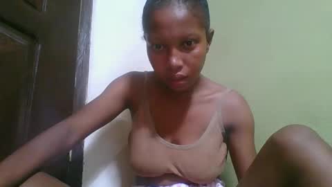 Snapshot of rinah654271 chatting on February 2026 02:59:02 AM rinah654271 online show from February 2026 02:59:02 AM