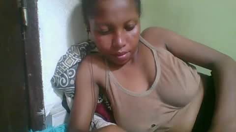 Snapshot of rinah654271 chatting on February 2026 02:59:01 PM rinah654271 online show from February 2026 02:59:01 PM