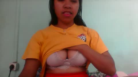 rinah856024 online show from November 2025 06:00:02 AM