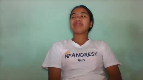 Snapshot of rinah856024 chatting on May 2026 04:46:01 PM rinah856024 online show from May 2026 04:46:01 PM