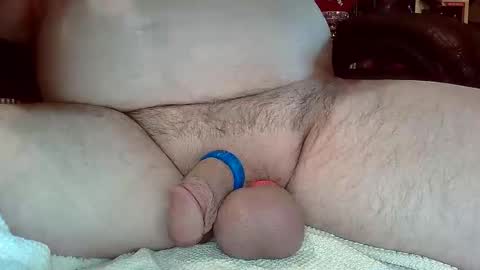 Snapshot of ringaroundmycock chatting on May 2026 03:29:02 PM ringaroundmycock online show from May 2026 03:29:02 PM