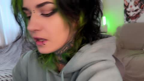   DianaBrite            fansl y online show from March 2026 01:22:02 PM