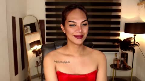 riri online show from March 2025 01:51:01 PM