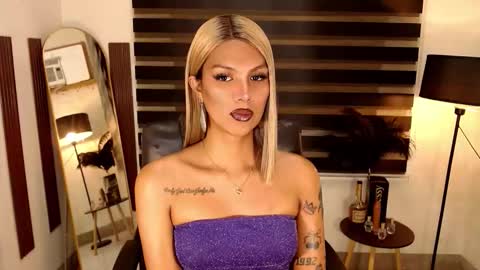 riri online show from October 2025 04:48:02 AM