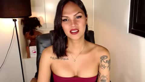 Snapshot of ririmoorets chatting on February 2026 09:43:02 AM riri online show from February 2026 09:43:02 AM