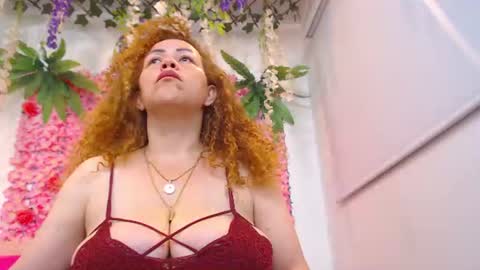 Snapshot of risitos_de_oro_ chatting on June 2026 09:56:01 AM Risitos De Oro online show from June 2026 09:56:01 AM