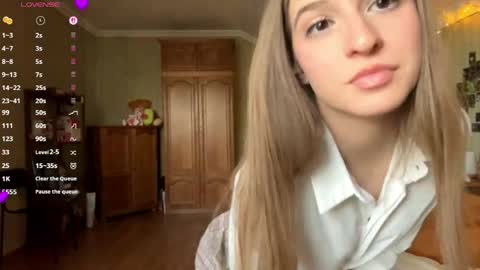 Mary online show from May 2026 01:29:01 PM