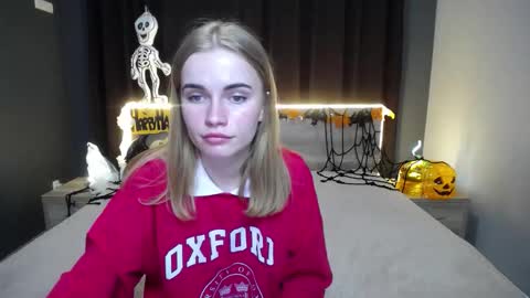 ritakiskis online show from October 2025 09:17:02 PM