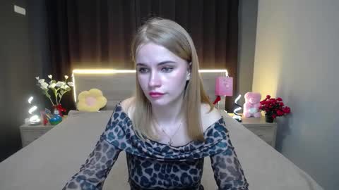 ritakiskis online show from November 2025 08:21:02 PM