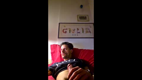 rizzo1980682473 online show from May 2026 11:12:01 PM