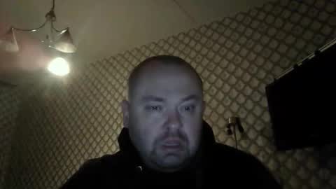 rob18997 online show from December 2025 03:08:02 PM