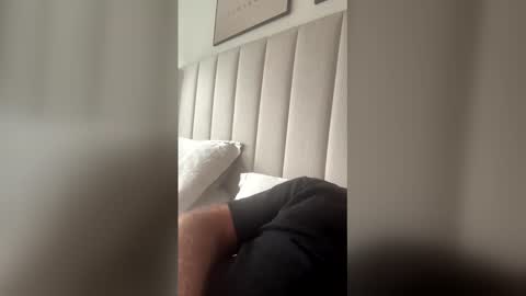 rob398367 online show from March 2026 08:59:02 AM