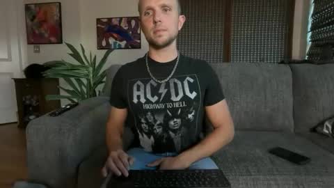 Snapshot of rob_ryder chatting on May 2026 01:55:01 AM rob ryder online show from May 2026 01:55:01 AM