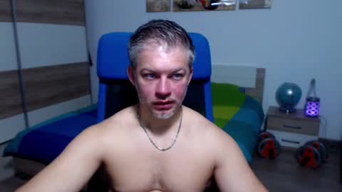 robbyshawz online show from October 2025 05:18:02 AM