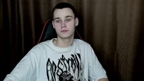 robert10211 online show from February 2025 08:07:02 PM