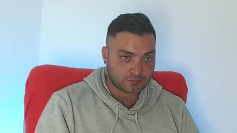 Stiven - online show from October 2025 07:01:01 AM