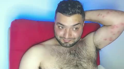 Snapshot of robert_leroy chatting on May 2026 10:48:01 PM Stiven - online show from May 2026 10:48:01 PM