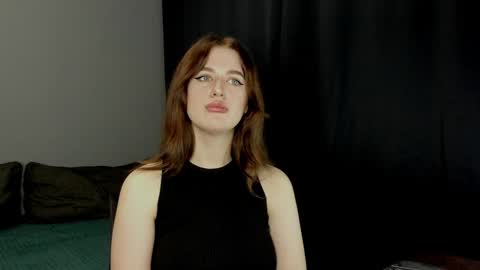 Lisa and Robert  i am online all days 900 am GMT3   online show from December 2024 11:25:02 AM