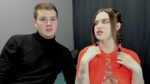 Lisa and Robert  i am online all days 900 am GMT3   online show from January 2025 10:23:02 AM