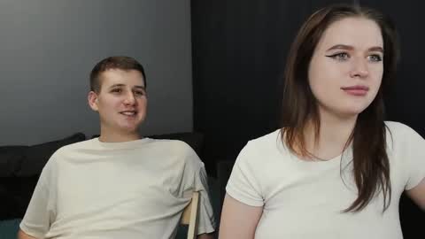 Lisa and Robert  i am online all days 900 am GMT3   online show from February 2025 02:44:02 AM