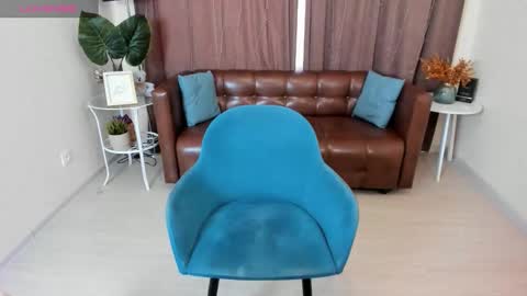 Snapshot of robertamorelly chatting on January 2025 08:13:01 AM Betty online show from January 2025 08:13:01 AM