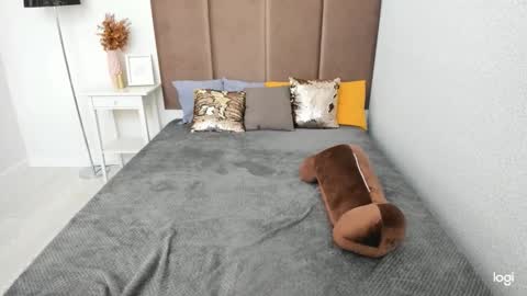 Betty online show from October 2025 07:04:02 AM