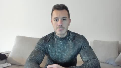 roberto4ever online show from February 2025 01:54:01 PM