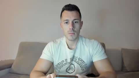 roberto4ever online show from March 2025 06:07:01 PM