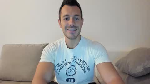 roberto4ever online show from September 2025 04:50:01 AM